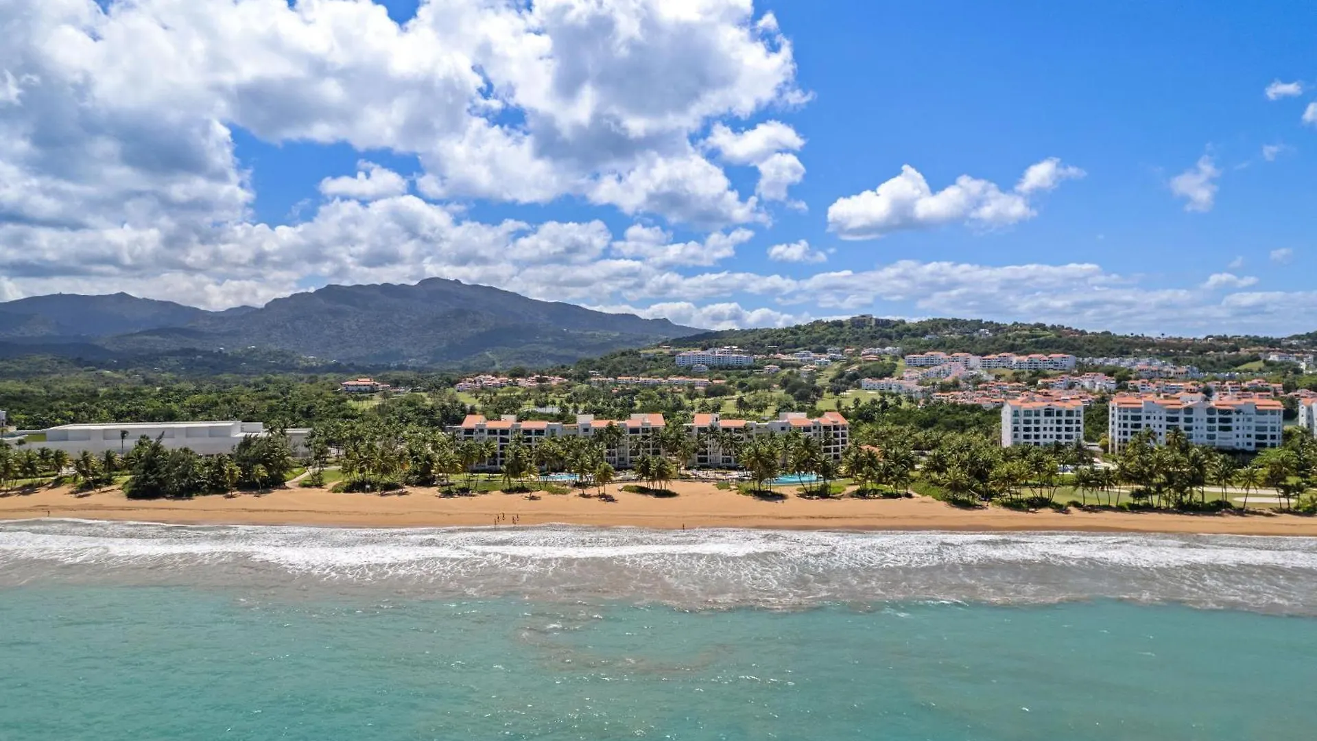 Luxury Condo Near San Juan Río Grande Apartamento