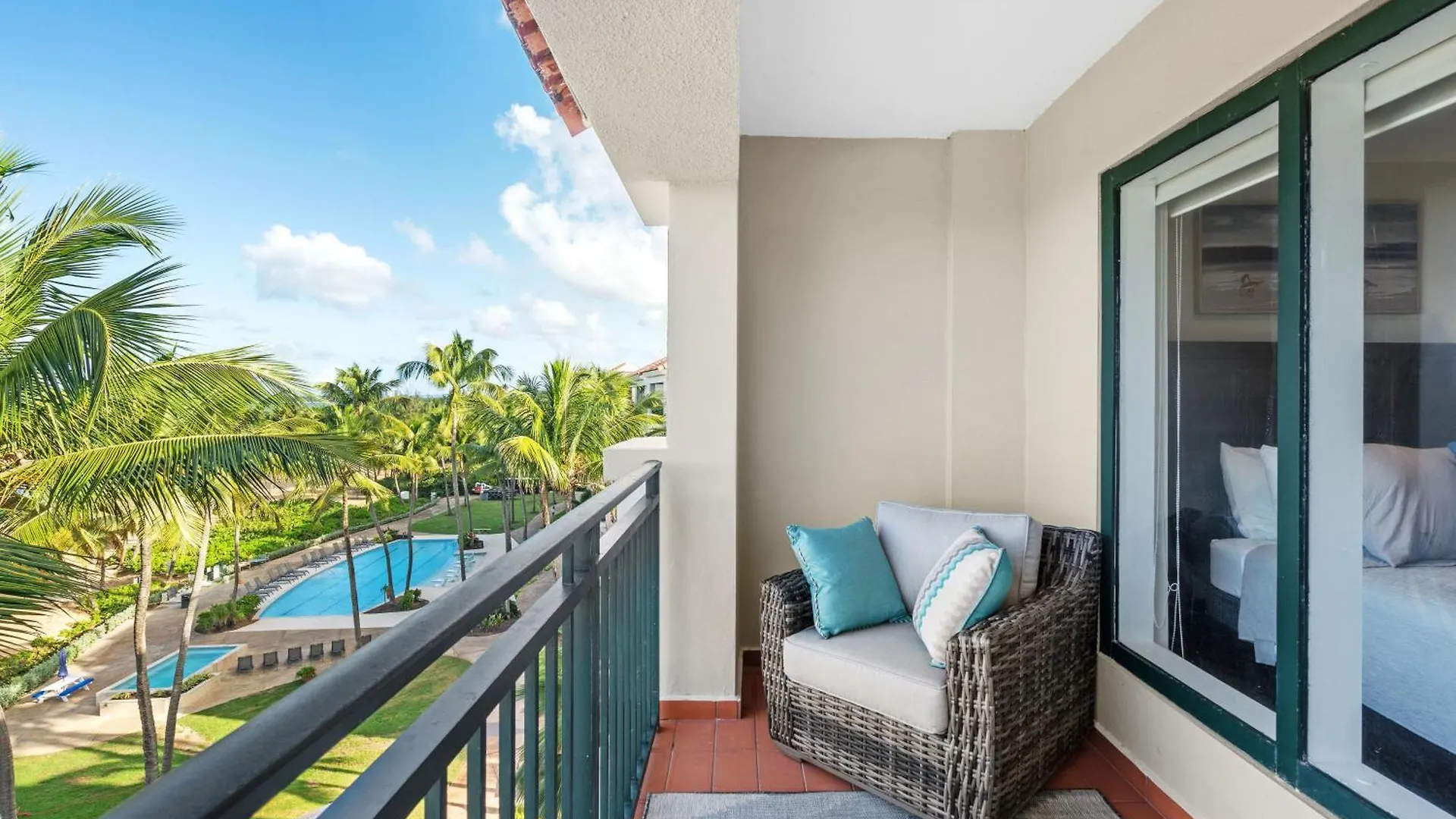 Luxury Condo Near San Juan Río Grande Apartamento