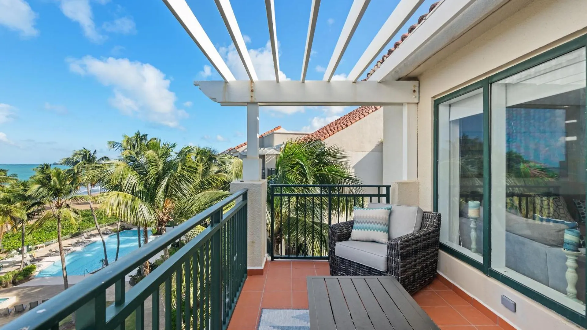 Luxury Condo Near San Juan Río Grande 0*,