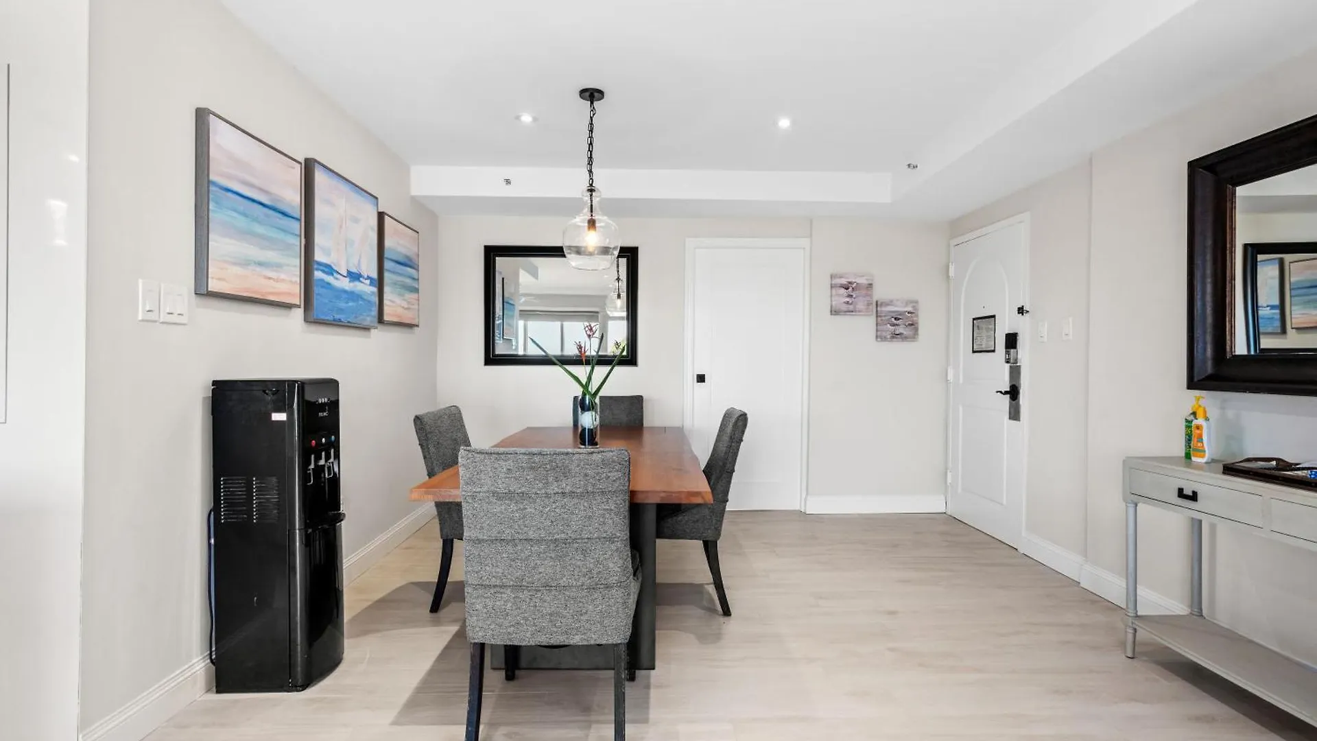 Luxury Condo Near San Juan Rio Grande Lägenhet